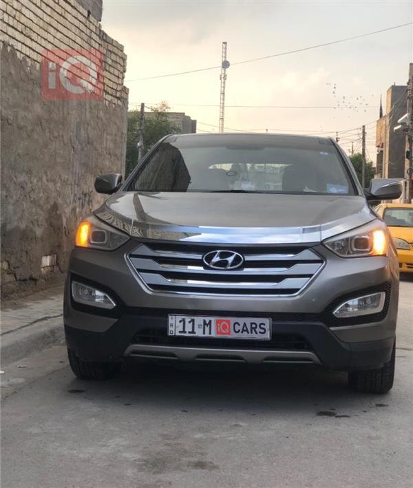 Hyundai Santa Fe 2013 for sale in Iraq - Baghdad